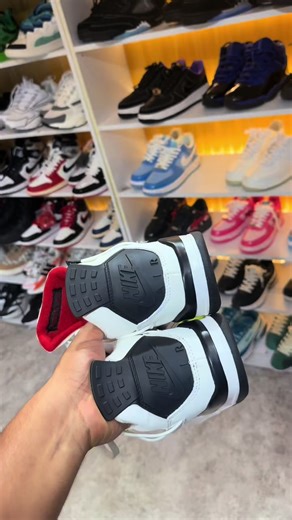Tienda Física Cali: Jordan 4 Moda Elite