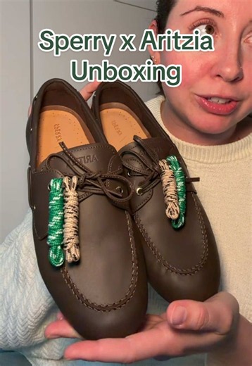 Sperry x Aritzia slim boat shoes unboxing