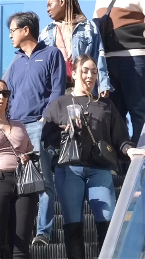 29K views · 631 reactions | She was too hot to handle #funny #troll #prankvideo | Big Prank | Facebook