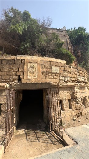 Oran confidentiel : visiter les entrailles de la ville