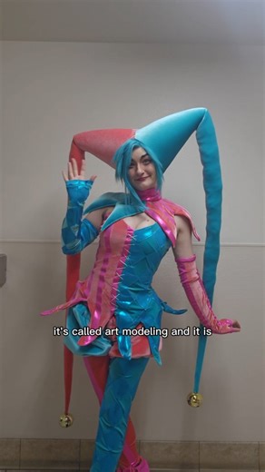 Vailence the clown on Instagram: "Art modeling as Jester Jinx for @wcaad 💖 Original Jester Jinx design is by @skatfay #cosplay #cosplaylifedrawing #artmodeling #artmodel #cosplayer"