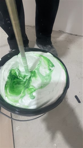 Perfect Color Mixing for Ottocento Plaster Using a Mixer