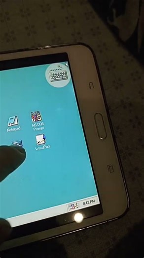Windows 98 in Samsung galaxy tab 4 2016