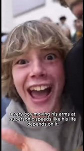 WHY IS 6 7 SO POPULAR #roblox #robloxshorts #humor#funny