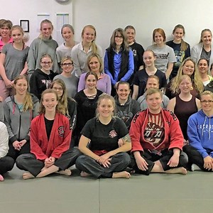 #1 Women's Self Defense Classes in Minneapolis & St Paul Minnesota