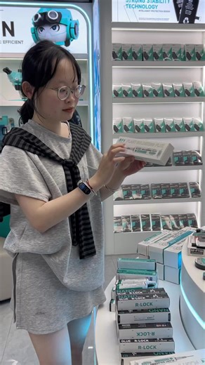 RF4 F20 Portable Soldering Flux for Precision Repair