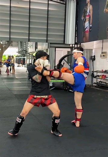 Superbon Training Camp: Combo Training Session