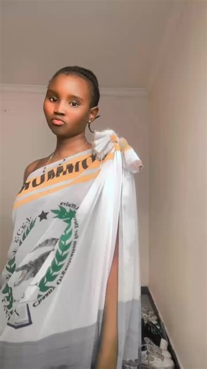 @Bella T @Nhiala💝🌹