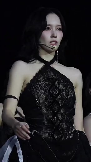 Mina Dancing Skills Fancam at Twice Concert