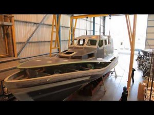 Shannon lifeboat fitting at Berthon Boat Company