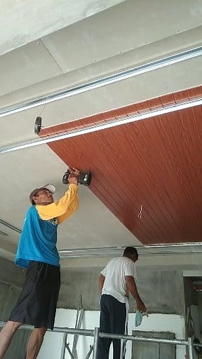 80K views · 436 reactions | PVC panel ceiling design installation wood design #fypシ #PVCWallPanels #wpcpanels #fyp #construction #ceiling | Suratos vlog | Facebook