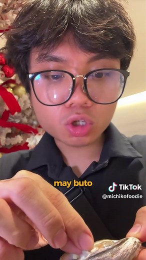 Fresh Live Oysters at Mitsukoshi BGC: A Foodie's Delight