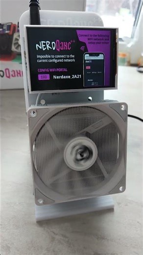 Endlich mal ein NerdQaxe++ im Haus