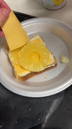 Easy Sandwich Recipe: Pineapple, Mayonnaise, and Cheese