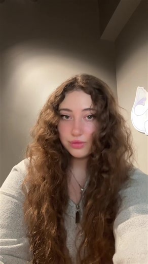 Come with me on how I make light and shadows on trees. Simple circle motions to make the puffy texture. This is not a hyper realistic tree but a simple cartoon or animation tree. Let me know what other tutorials or topics you’d like to know more about! #fyp #anime #digitalart #procreate