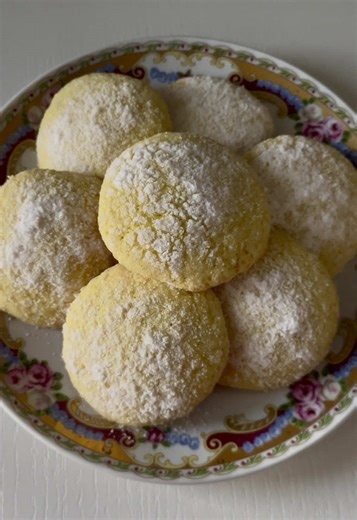 Biscotti al Limone Senza Glutine in Stile Bridgerton