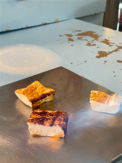 ☆ Maya ☆ on Instagram: "Randoms but mostly hot chocolates, fits&friends>>🧸☁️"