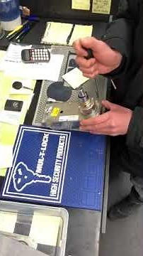 KABA 1000 series changing the handle sides