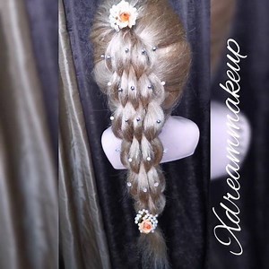 @xdreammakeup Wedding & reception , without denting you marriage budget - Bookings / Watsup 91 7708765762 BridalMakeup For your important day, we at X Dream Makeup ensure that we render the best of services to make you look the most elegant and stylish. Be if different customs or different cultures, our team of makeup artists have the skills and prowess to make up look the best on your wedding day. Starting from Hand and Feet makeup including Mehandi to styling your hair to styles, we do it all.