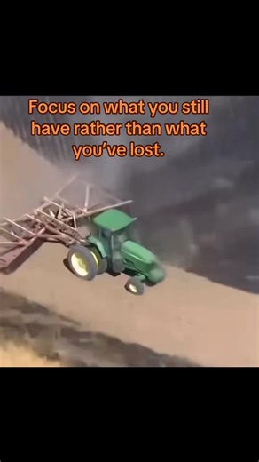 #focus #wheatfree #farmlife #johndeere #donkevin2.0 | tractor saves field from fire