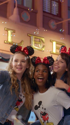 Plan your next Disney parks field trip with specially priced tickets for youth groups. | Disney Imagination Campus