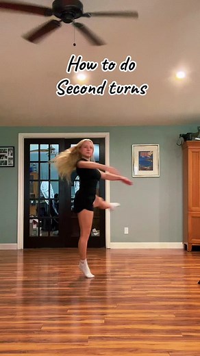 How to do second turns tutorial!🫶🏻 #fyp #dancer #turns #secondturns #tutorial
