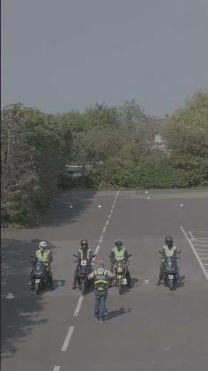 Start your CBT or full motorcycle licence in London with expert instructors |