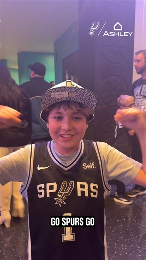 Spurs fans stay winning 💯 | San Antonio Spurs
