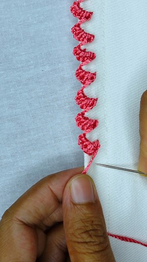 170K views · 1.2K reactions | ✨Superb border lace hand embroidery tutorial瑱淋 #diy #fbreels #fblifestyle #handmade #embroidery #love #viral #reels #trending | Crafty Needles 7 | Facebook