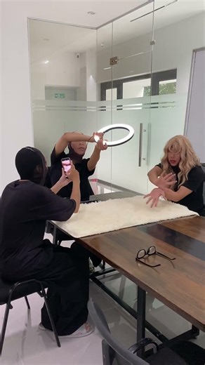 What are they doing in this BTS? #nails #nailtrends #trending #fyp #viral #trendingshorts