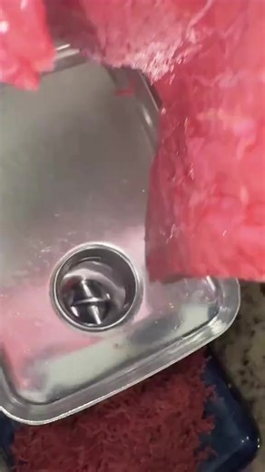 Fresh meat, made your way 🥩 Grind beef, chicken, or pork at home in minutes — powerful, fast, and easy to use. Make fresh, clean ground meat at home — healthier meals start here. #MeatGrinder #HomeCooking #KitchenEssentials #FoodPrep #HealthyCooking #CleanEating #FreshFood #HomeKitchen | Dada101