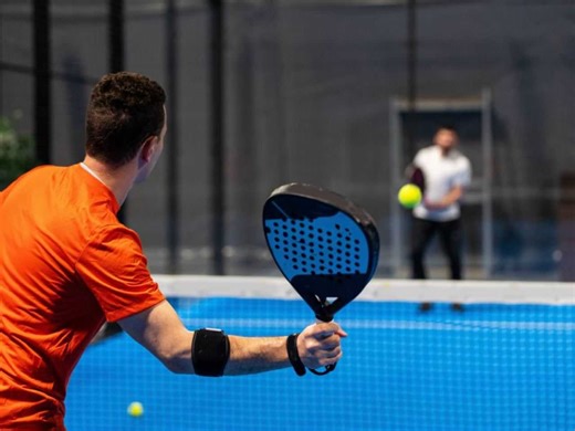 Ook Niels Destadsbader is fan: waarom padel populair blijft