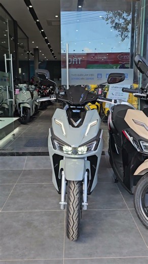 🌙 BAN NGÀY BẬN RỘN - TỐI ĐẾN HOÀNG HỔ SẮM XE THẢ GA! 🛵💨 Xe máy điện Vinfast Phú Quốc Hoàng Hổ