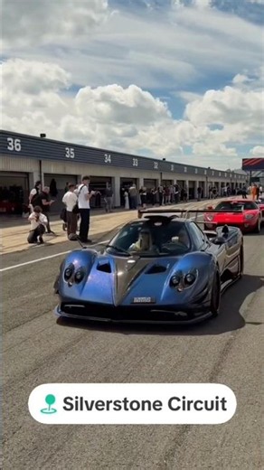 Very rare Pagani Zonda 760 by Mileson, what an incredible piece of machinery 🔥💙.