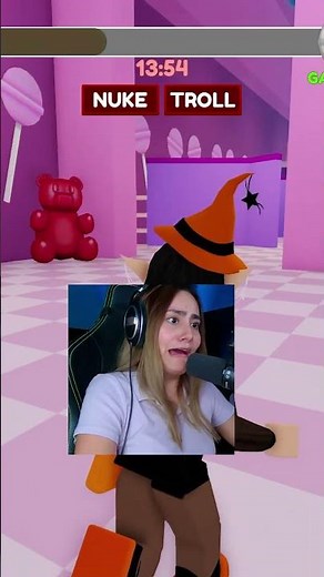 Andiesita Gets Scared By A Candy #andiesita #roblox