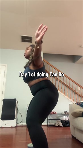 We taking it back to the basics to drop this weight! Mannnnn I haven’t sweated like this in a minute!!! Day 1 of doing Tae Bo is complete! #workout #taebo #cardio #kam928