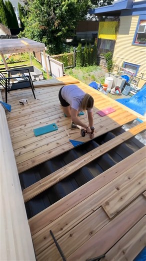 🖤 Option 1: The "Design Debate" Trigger This option is perfect for boosting the algorithm because it forces people to pick a side on the "Black Accents" trend. Is it just me, or do black accents make EVERY house look more expensive? 🖤🏡 I tackled these DIYs to give us some serious curb appeal, and I’m officially obsessed with the contrast. It’s bold, it’s modern, and it completely changed the vibe! Be honest: Are the black accents a WIN or are they too bold for you? 👇 #CurbAppeal #DIYRenovati