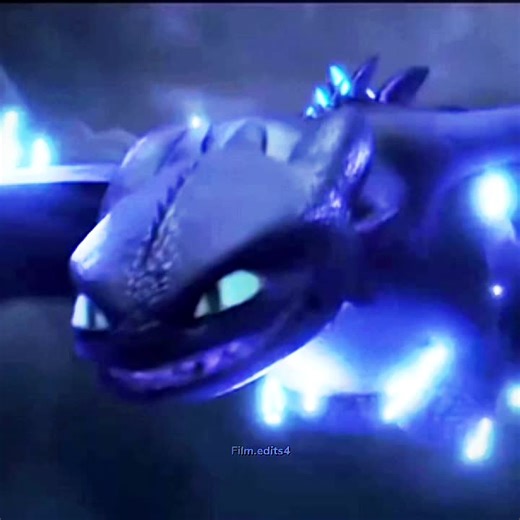 How to Train Your Dragon Lightning Scene: Trailer vs. Actual Scene Comparison