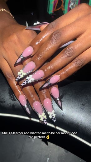 AMAZONQUEEN🧃🫧 (@officialrichiegoddess2)’s videos with original sound - Huz of nails 💅