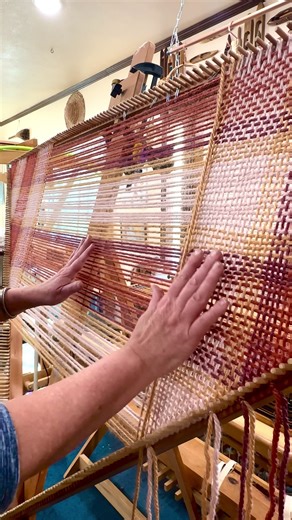 Weaving a Colorful Plaid Shawl with a Triloom