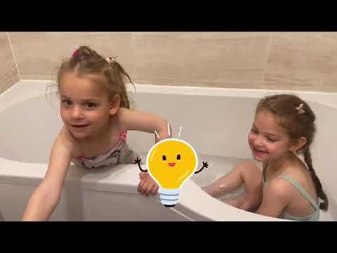 FUNNY VIDEO FOR KIDS Fun in the bath - V&K Fun Club