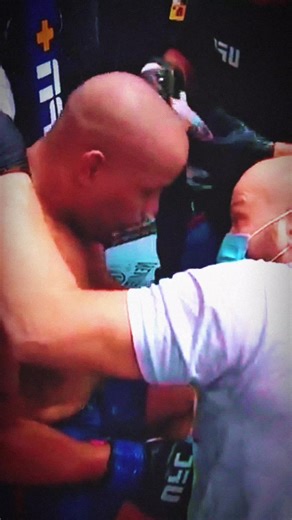 Top UFC Knockout Moments Featuring Daniel Cormier