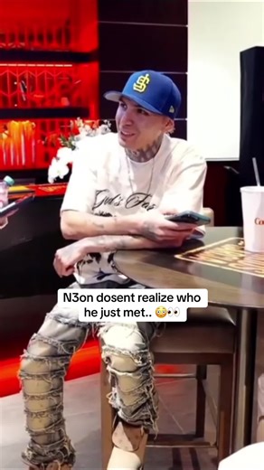 N3on Meets Someone Unexpected