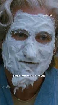 I’m melting like a snow cone in Phoenix! #MrsDoubtfire #RobinWilliams #Shorts