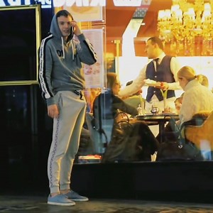 115K views · 3K reactions | Hilarious Reactions from Girls to an Outrageous Prank #fyp #funny #funnyvideos #funnymoments #fail #usa | 07funyprankvideo | Facebook