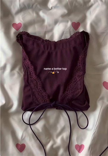 Stunning Lace Top Outfits for Every Occasion