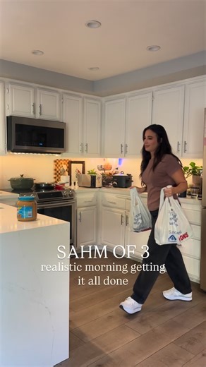 if you’re drowning in motherhood, here’s what helps me stay on top of it! | Sierra Dallas
