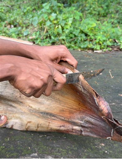 Traditional areca leaf shoe in 1 minute