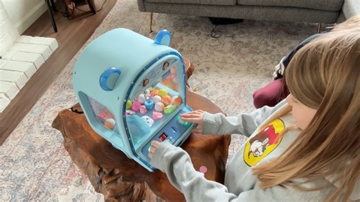 Watch We love this claw machine toy on Amazon Live