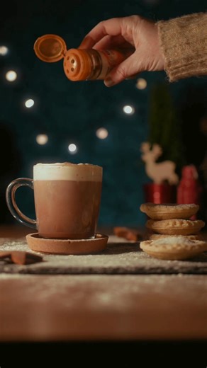 🎄✨ Mistletoe on Main is almost here — and it’s completely FREE! ✨🎄 Bundle up the family and head downtown for a little holiday magic. Enjoy free hot chocolate, soak in the festive atmosphere, and don’t forget to stop by for a visit (and photo op!) with Santa! It’s the perfect way to make a simple, cozy holiday memory right here in Downtown Aberdeen. | Aberdeen Downtown Association